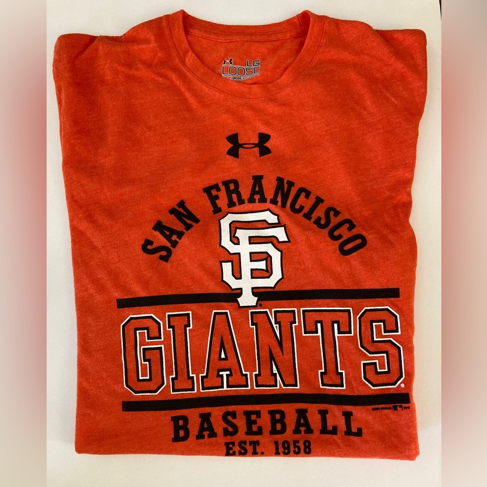 LARGE Under Armour SF Giants shirt